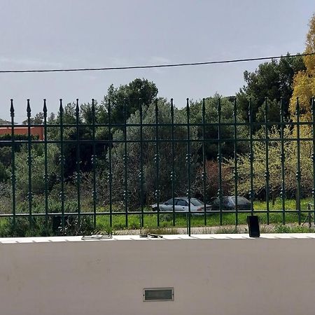브라브로나 Filoxenia House Near Airport 아파트 외부 사진