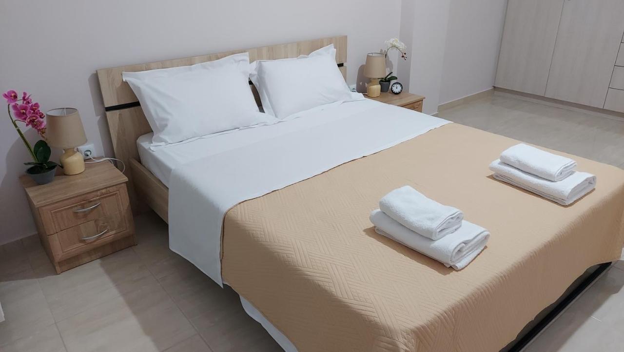 브라브로나 Filoxenia House Near Airport 아파트 외부 사진