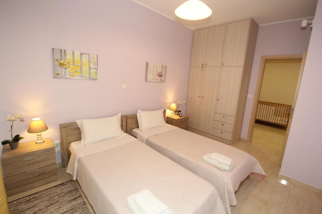 브라브로나 Filoxenia House Near Airport 아파트 외부 사진