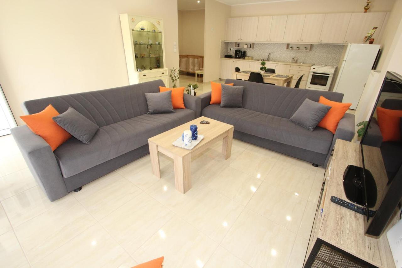 브라브로나 Filoxenia House Near Airport 아파트 외부 사진