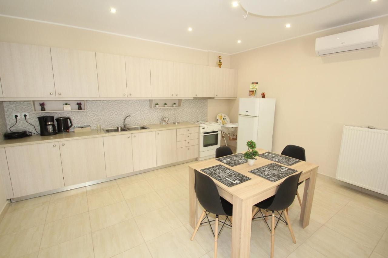 브라브로나 Filoxenia House Near Airport 아파트 외부 사진