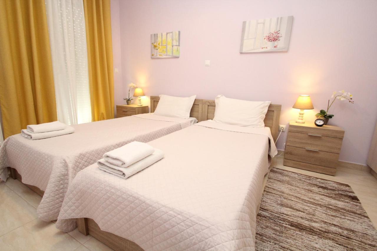 브라브로나 Filoxenia House Near Airport 아파트 외부 사진