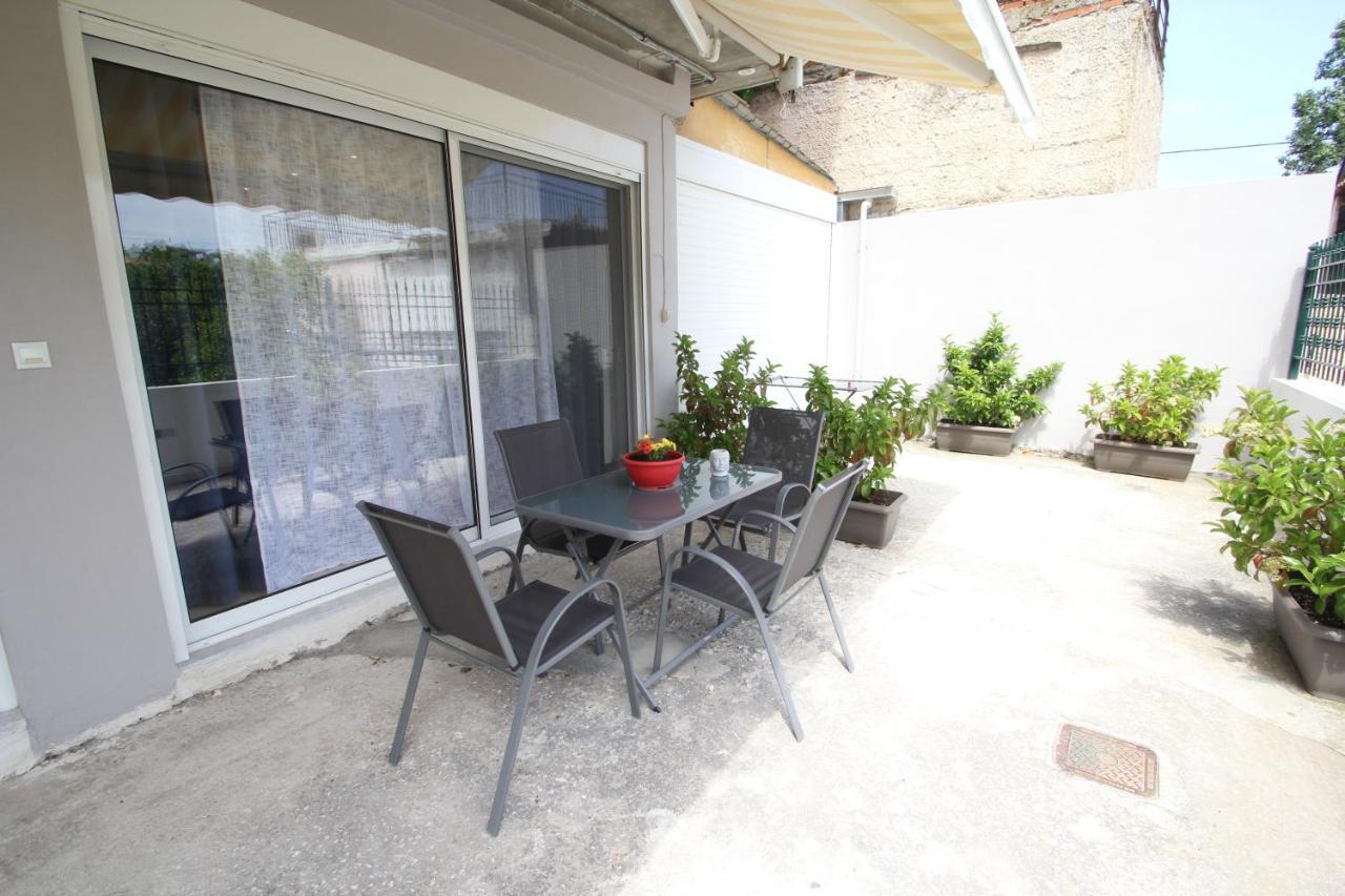 브라브로나 Filoxenia House Near Airport 아파트 외부 사진